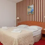 Baltyk Bed & Breakfast 4*