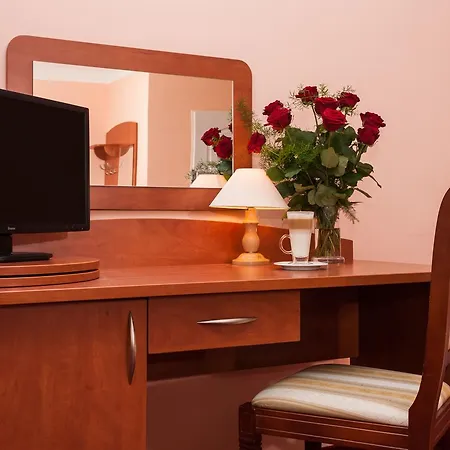 לינה וארוחת בוקר Baltyk 3*