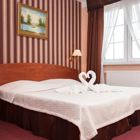 לינה וארוחת בוקר Baltyk 3*