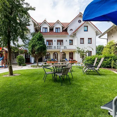 לינה וארוחת בוקר Baltyk 3*