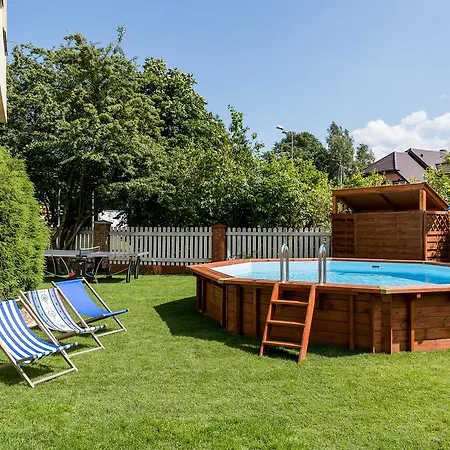 לינה וארוחת בוקר Baltyk 3*